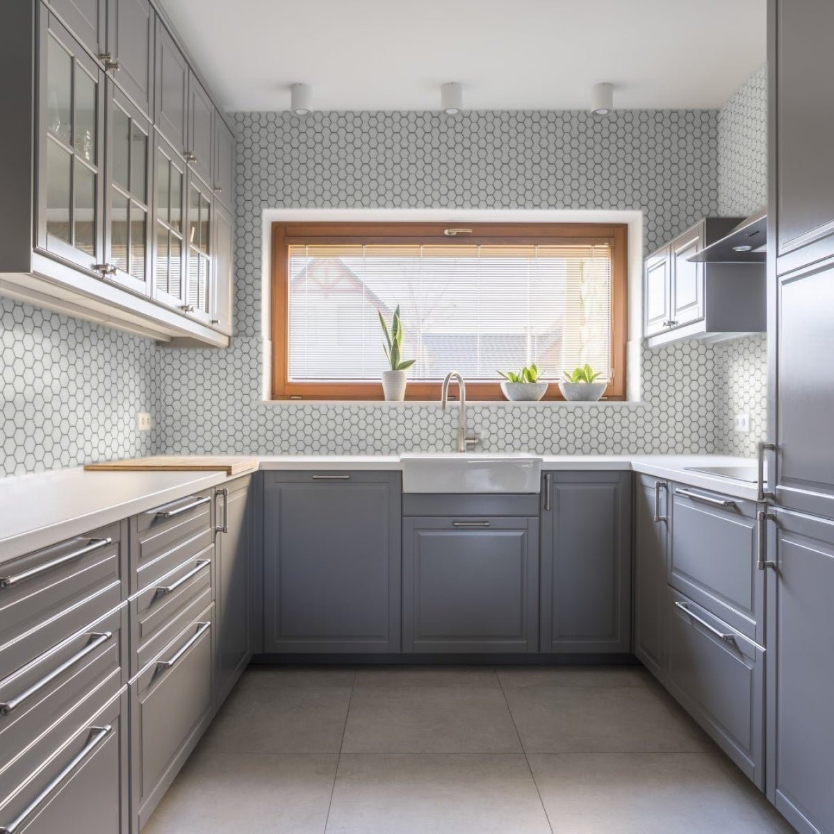 1 In Soho Loft Grey Hexagon Matte Glazed Porcelain Mosaic