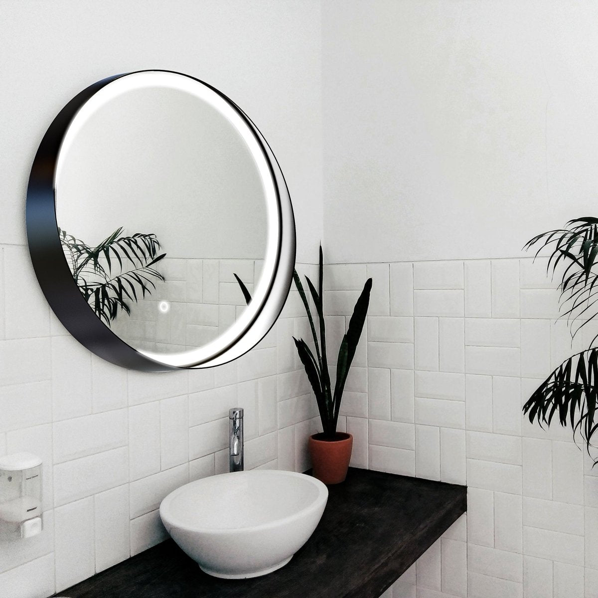 24 Inch Round LED Lighted Bathroom Vanity Mirror with Shelf, Touch Switch, Defogger and CCT Remembrance, CRI 90+, Raven Round Style