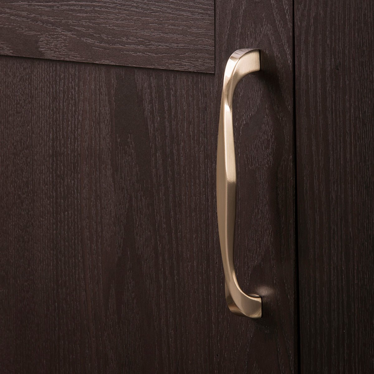 Cabinet Pull 6-5/16 Inch (160mm) Center to Center - Hickory Hardware