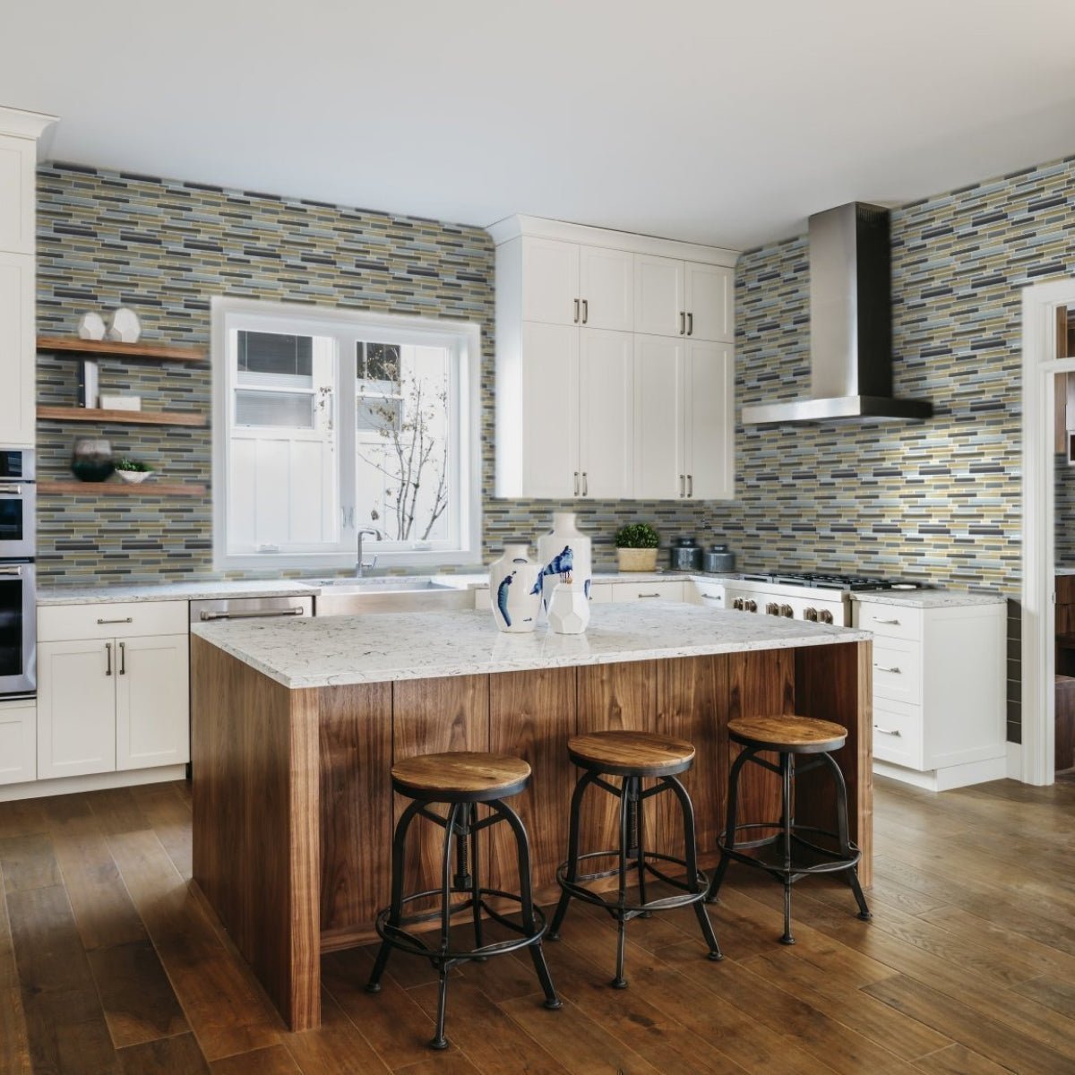 Fusion Oxide Random Strip Glossy Glass Mosaic