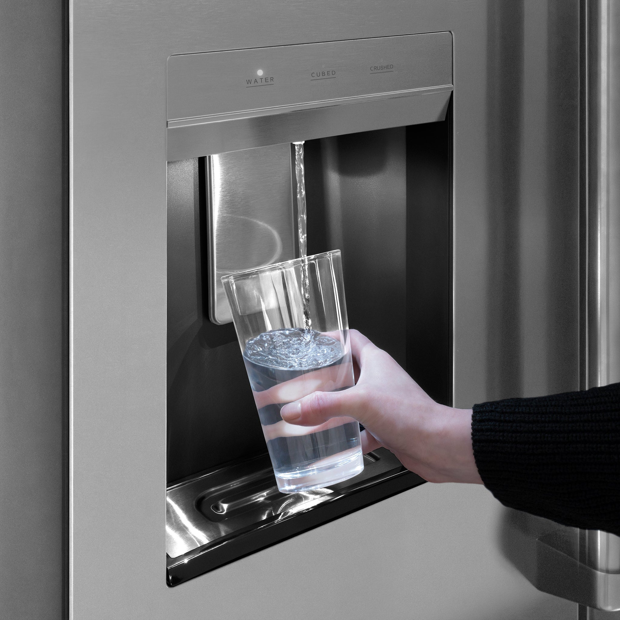 ZLINE Autograph Edition 36 in. 28.9 cu. ft. Standard-Depth French Door External Water Dispenser Refrigerator with Dual Ice Maker in Fingerprint-Resistant Stainless Steel and Polished Gold Traditional Handles (RSMZ-W-36-G)