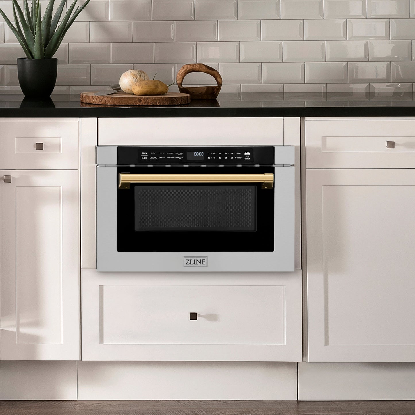 ZLINE Autograph Edition 24" 1.2 cu. ft. Built-in Microwave Drawer with a Traditional Handle in Stainless Steel and Polished Gold  Accents (MWDZ-1-H-G)
