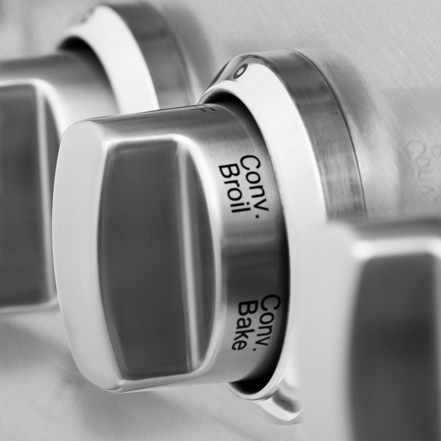 ZLINE 30 in. 4.0 cu. ft. Legacy Dual Fuel Range with 4 Burner Gas Cooktop and Electric Convection Oven in Satin Stainless Steel with Griddle (RAS-SN-GR-30)